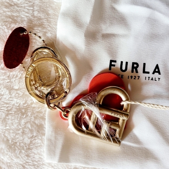 FURLA Keychain Bag Charm Red Heart - Picture 2 of 6